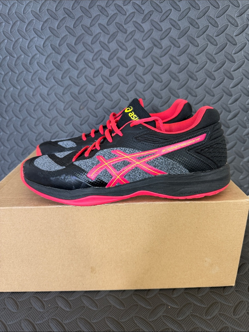 ASICS Netburner Ballistic FF Volleyball Shoes Women Size 9 Black Low Tops